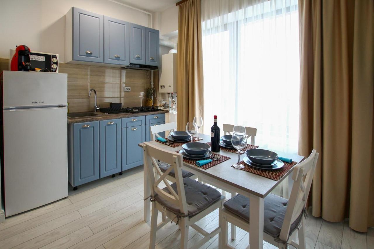 Fratelli Apartments Summerland Mamaia Exterior photo